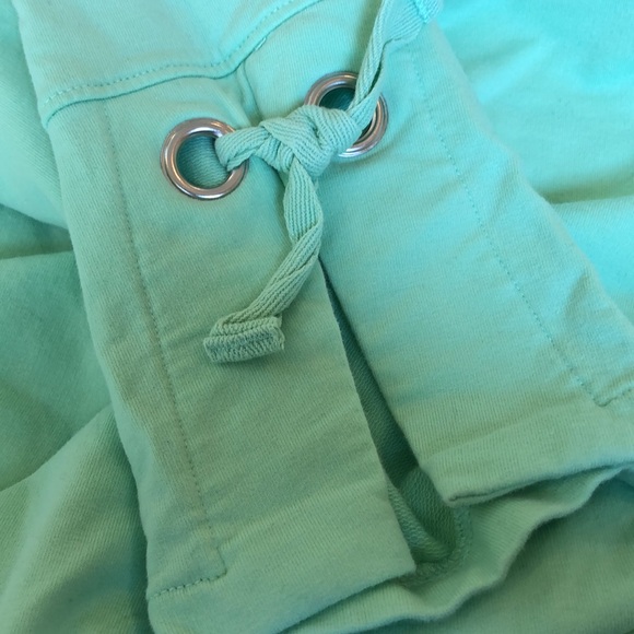 D & Co. Active 1/4 Sleeve Mint Green Top Size L - Picture 5 of 6